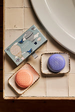 Load image into Gallery viewer, GIFT BOX SOAP WOMEN/GENTLEMEN